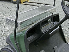 Pigeon trailer close-up back